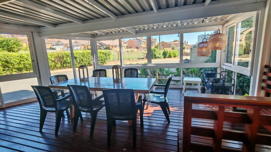 3 Bedroom Property for Sale in Hartenbos Central Western Cape